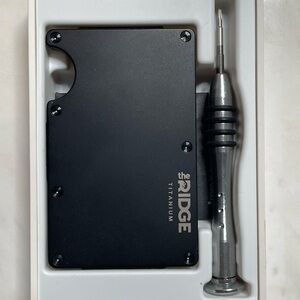 NEW RIDGE WALLET Titanium Black with Money Clip